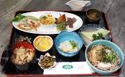 日替わり定食 地元産食材たっぷり