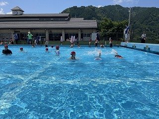 240613プール開き (71).jpg