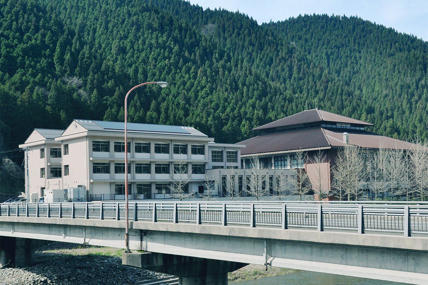 奥大山江府学園