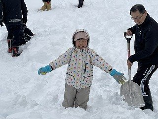230126雪遊び (4).jpg