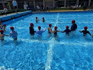 250613プール開き (18).jpg