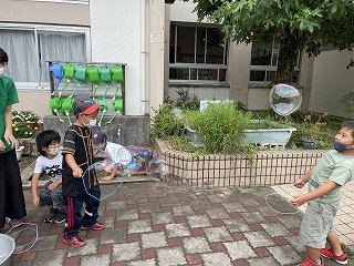 220708シャボン玉（1年） (6).jpg