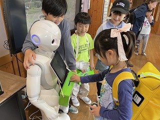 240520緑の募金 (7).jpg