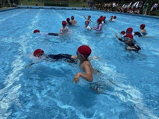 240613プール開き (57).jpg