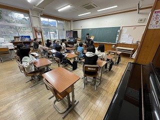 240229読み聞かせ (2).jpg