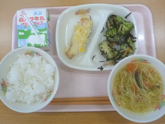 ９月１９日火曜日の給食