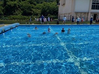 250613プール開き (11).jpg