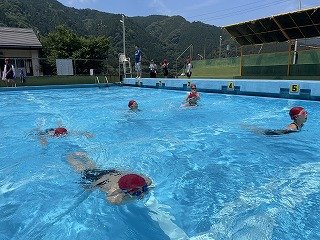 240613プール開き (69).jpg