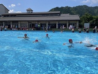 240613プール開き (65).jpg