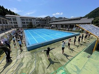 240613プール開き (8).jpg